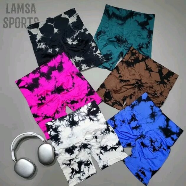 شورت Burberry قصير 2500da