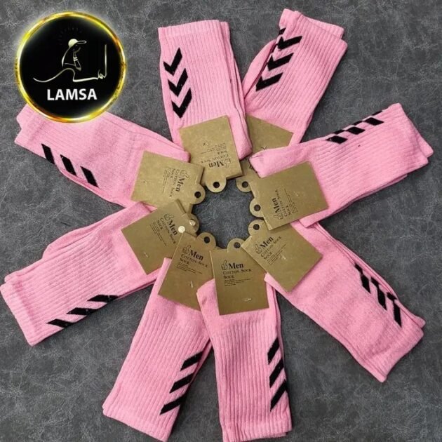 جوارب رياضية وردية بخطوط سوداء 200da